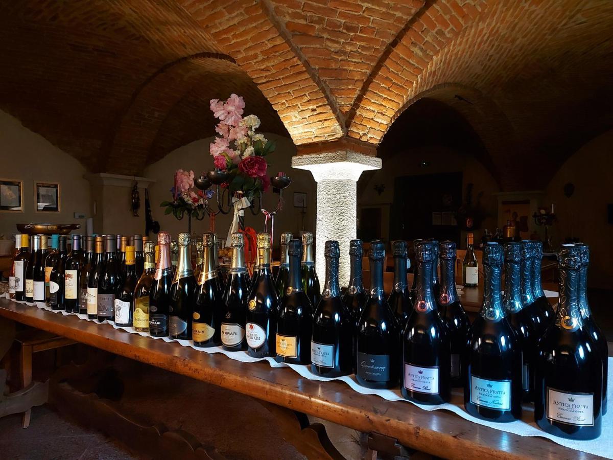 A' La Table Du Sommelier Chambres D Hotes & Restaurant Сент-Винсент Экстерьер фото